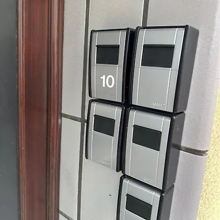 Modern Flat - For Up To 7 People Διαμέρισμα