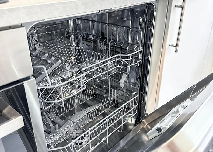 Modern Flat - For Up To 7 People Έσσεν