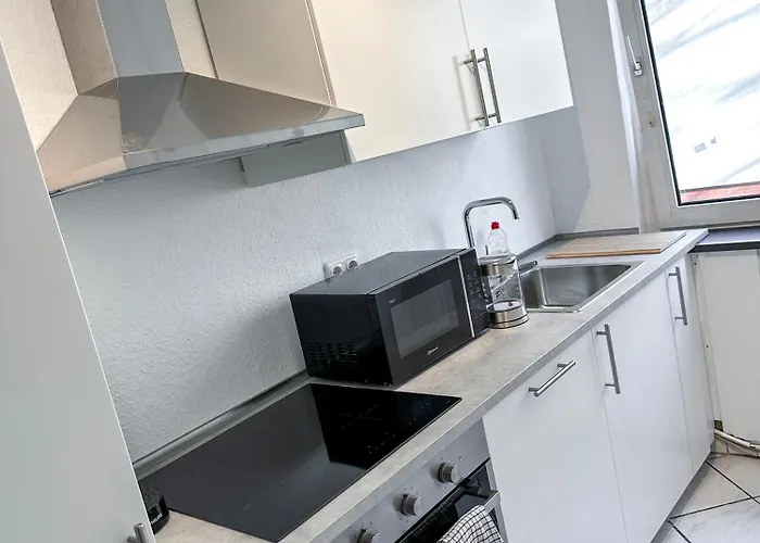 Modern Flat - For Up To 7 People * Έσσεν