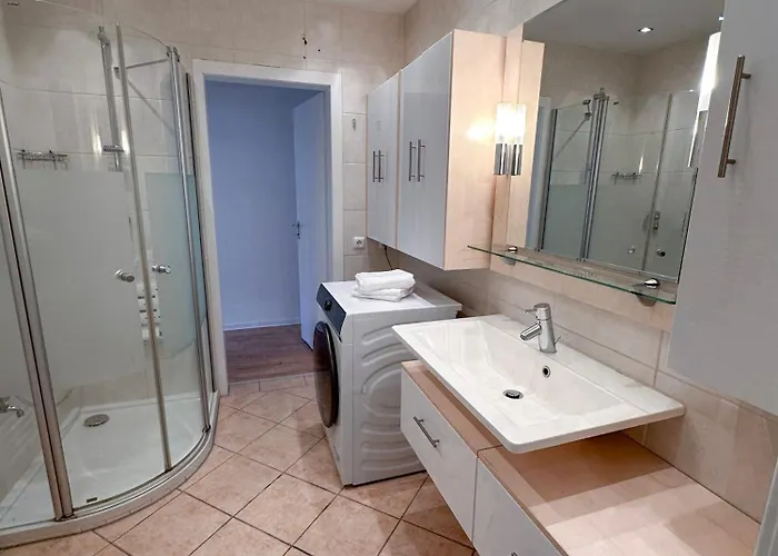 Modern Flat - For Up To 7 People Διαμέρισμα *