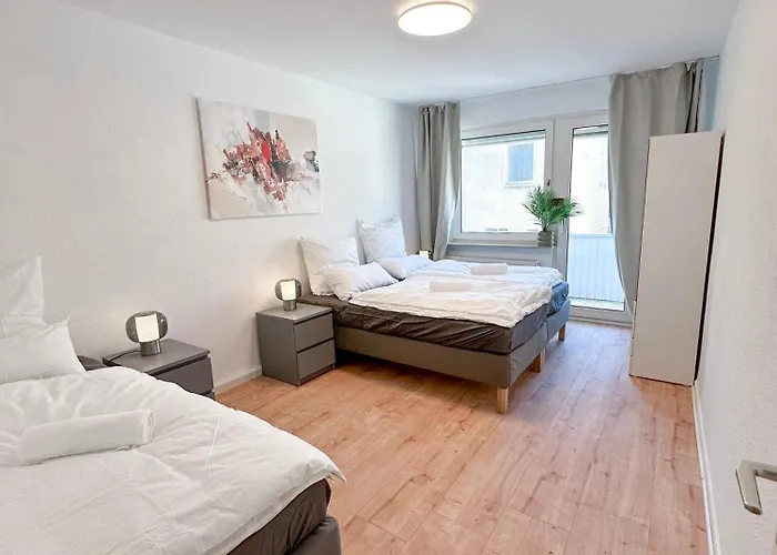 Modern Flat - For Up To 7 People Διαμέρισμα Έσσεν